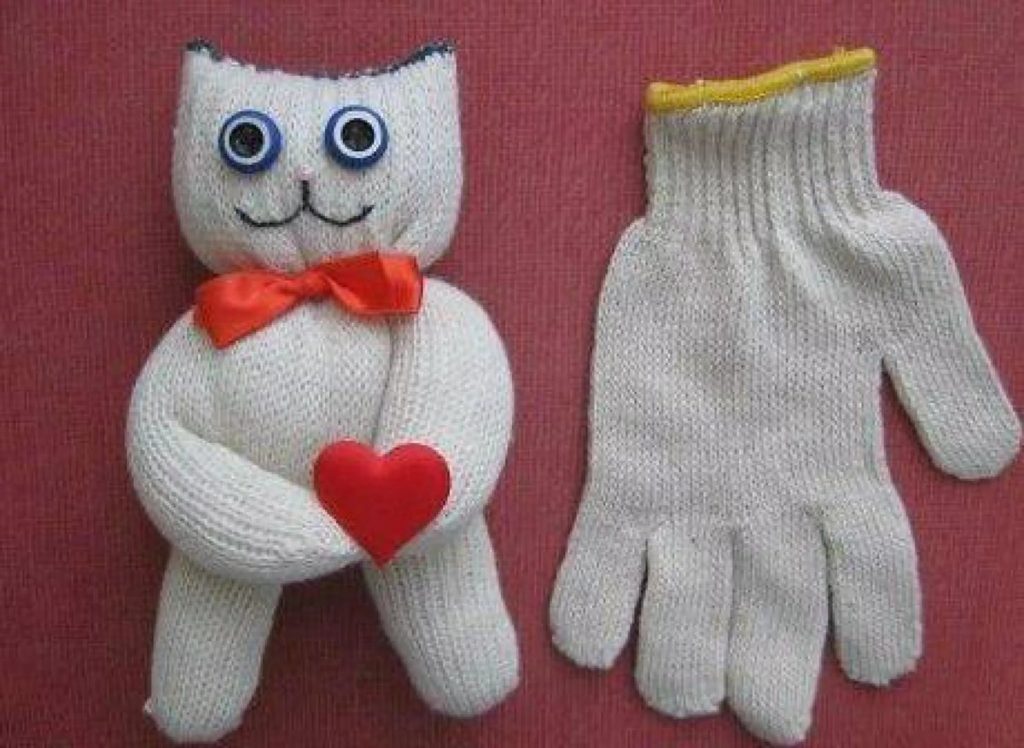 Котик из перчатки